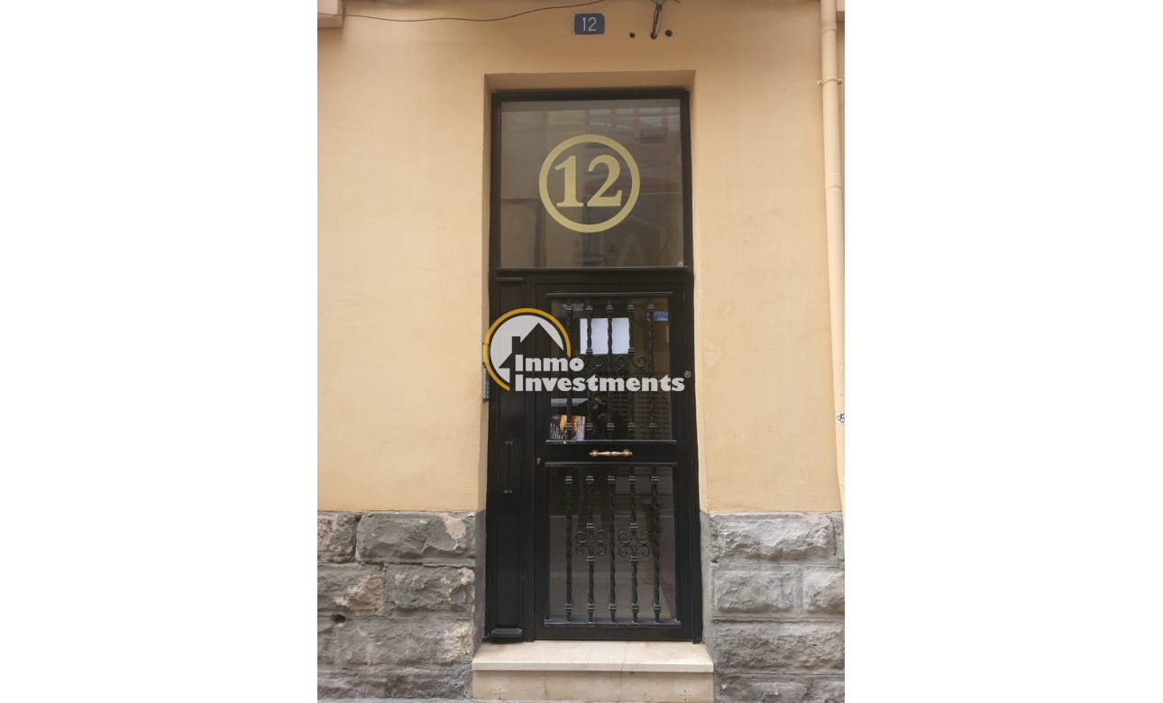 Resale - Commercial - Alicante - Casco antiguo