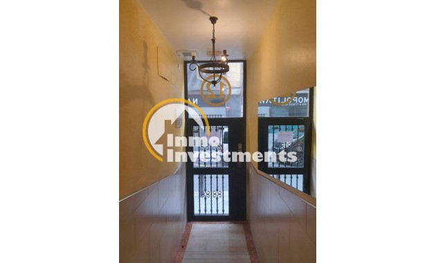 Resale - Commercial - Alicante - Casco antiguo