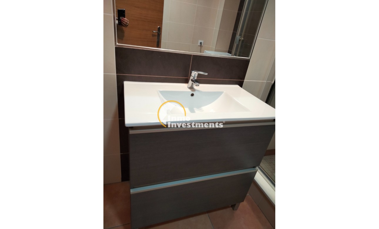 Resale - Commercial - Alicante - Casco antiguo