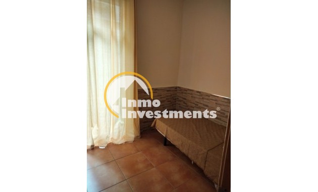 Resale - Commercial - Alicante - Casco antiguo