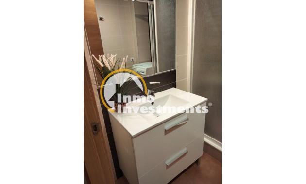Resale - Commercial - Alicante - Casco antiguo