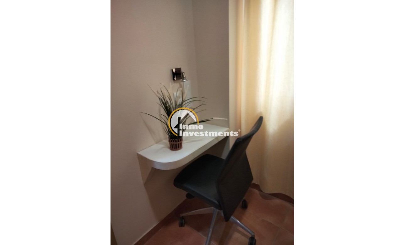 Resale - Commercial - Alicante - Casco antiguo