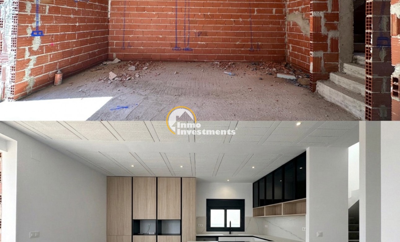 Resale - Villa - Las Colinas - Las Colinas Golf