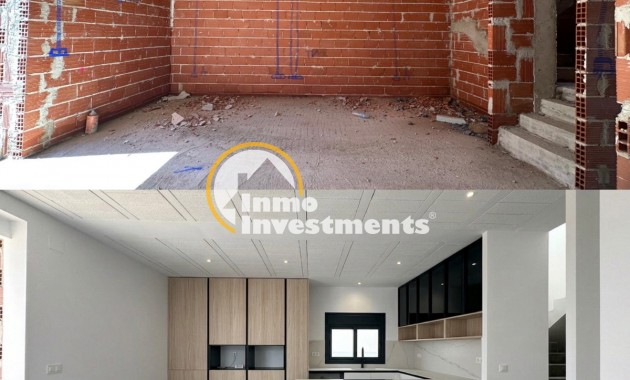 Resale - Villa - Las Colinas - Las Colinas Golf