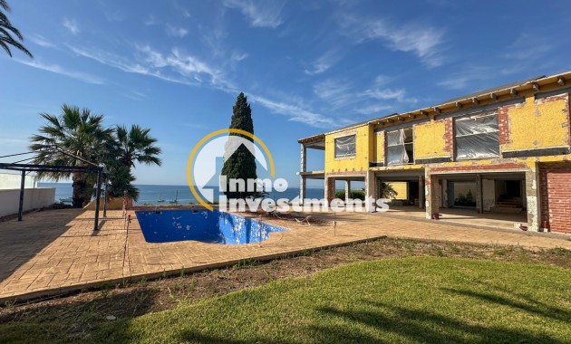 Revente privée - Villa - Cabo Roig - Front de mer