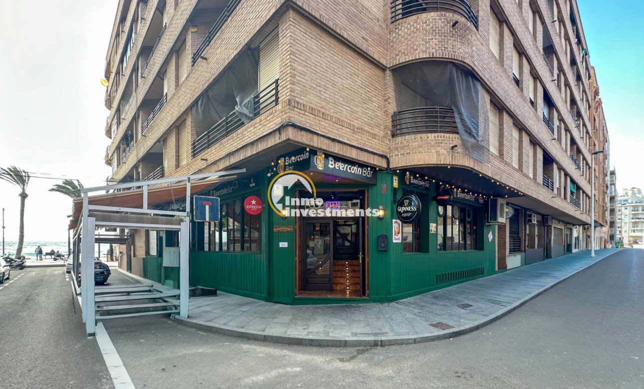Resale - Commercial - Torrevieja - Playa del Cura