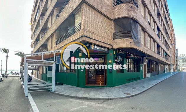 Resale - Commercial - Torrevieja - Playa del Cura
