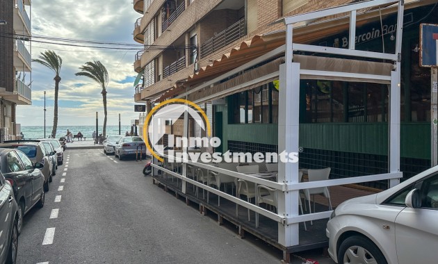 Resale - Commercial - Torrevieja - Playa del Cura