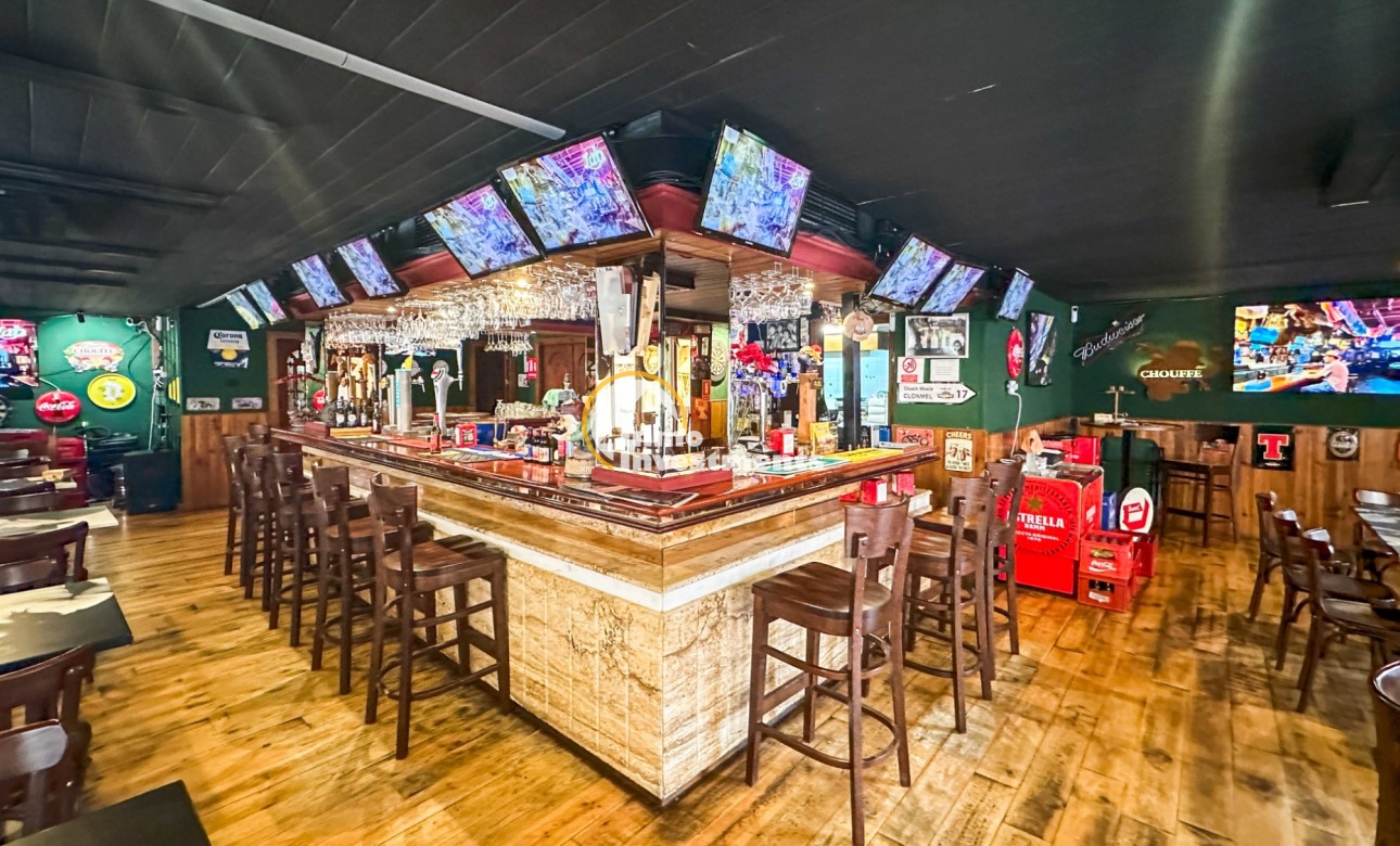 Resale - Commercial - Torrevieja - Playa del Cura