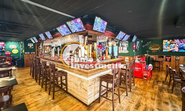 Resale - Commercial - Torrevieja - Playa del Cura