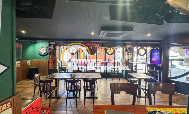 Resale - Commercial - Torrevieja - Playa del Cura