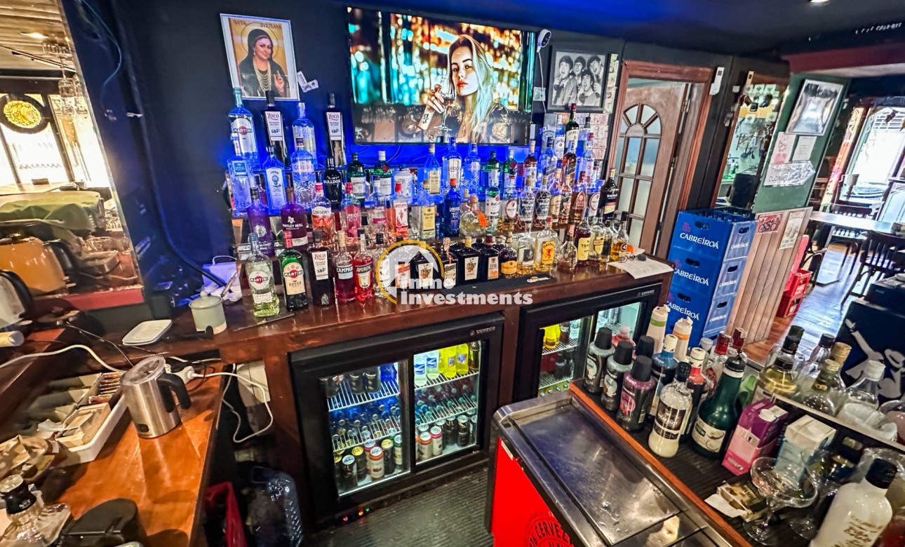Resale - Commercial - Torrevieja - Playa del Cura