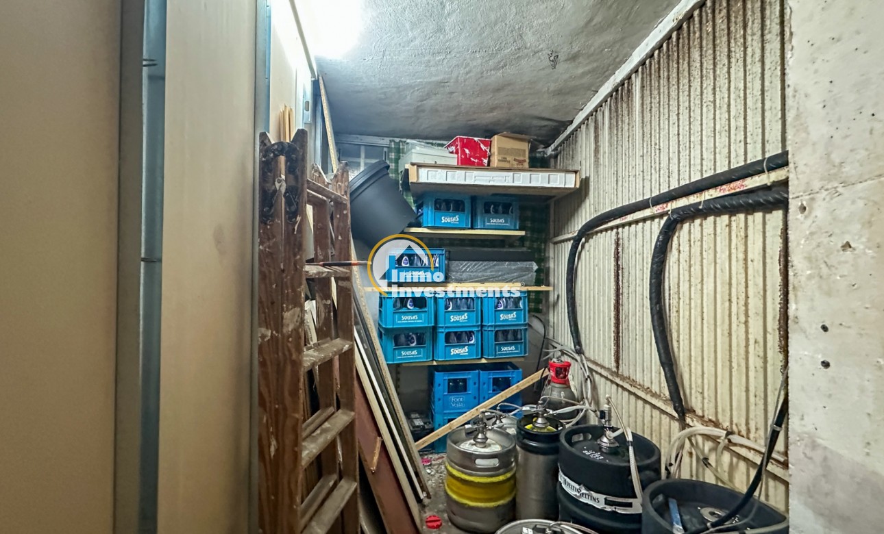 Resale - Commercial - Torrevieja - Playa del Cura