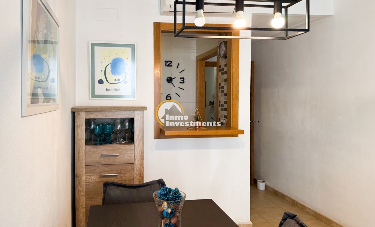 Resale - Apartment - Torrevieja - Centro