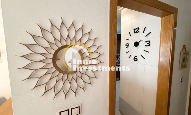 Resale - Apartment - Torrevieja - Centro