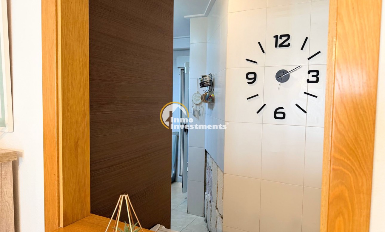 Resale - Apartment - Torrevieja - Centro