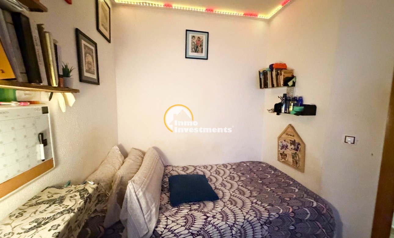 Resale - Apartment - Torrevieja - Centro