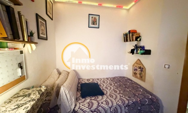 Resale - Apartment - Torrevieja - Centro