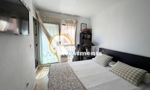 Resale - Apartment - Torrevieja - Centro
