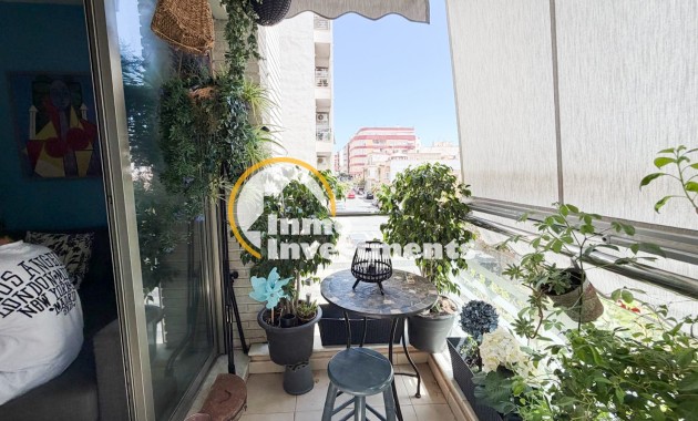 Resale - Apartment - Torrevieja - Centro