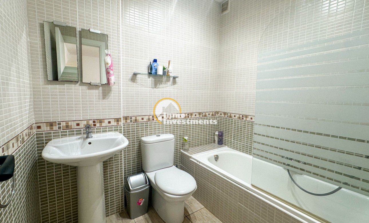 Bestaande bouw - Appartement - La Zenia