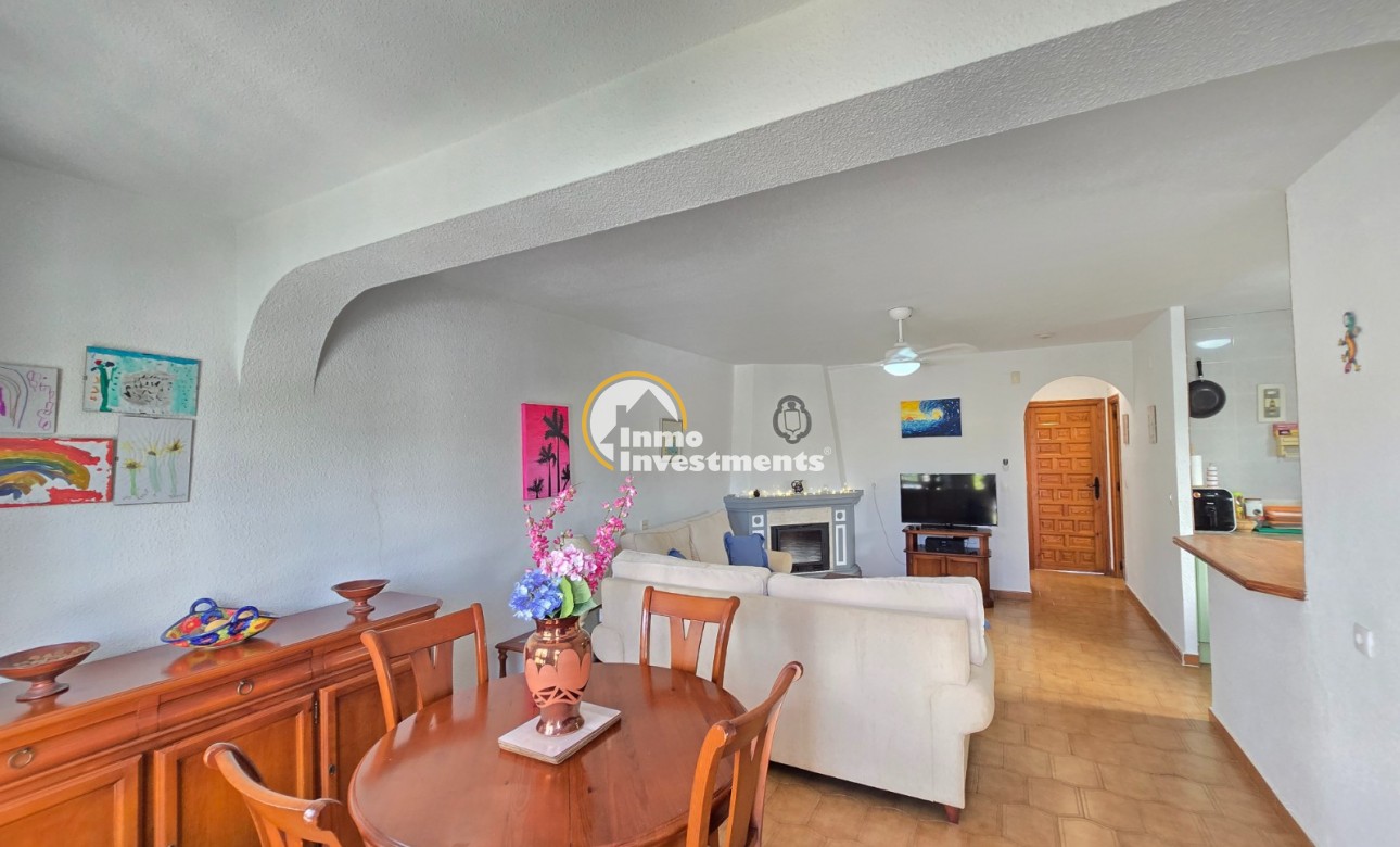 Resale - Townhouse * - Villamartin * - Los Dolses *