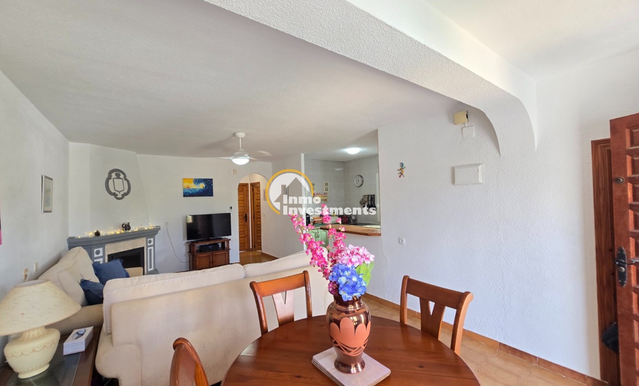 Resale - Townhouse * - Villamartin * - Los Dolses *