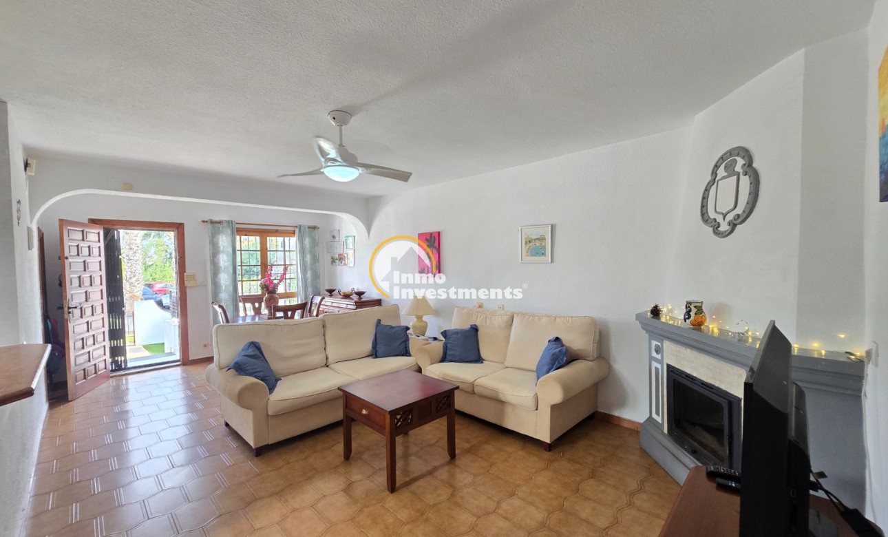 Resale - Townhouse * - Villamartin * - Los Dolses *