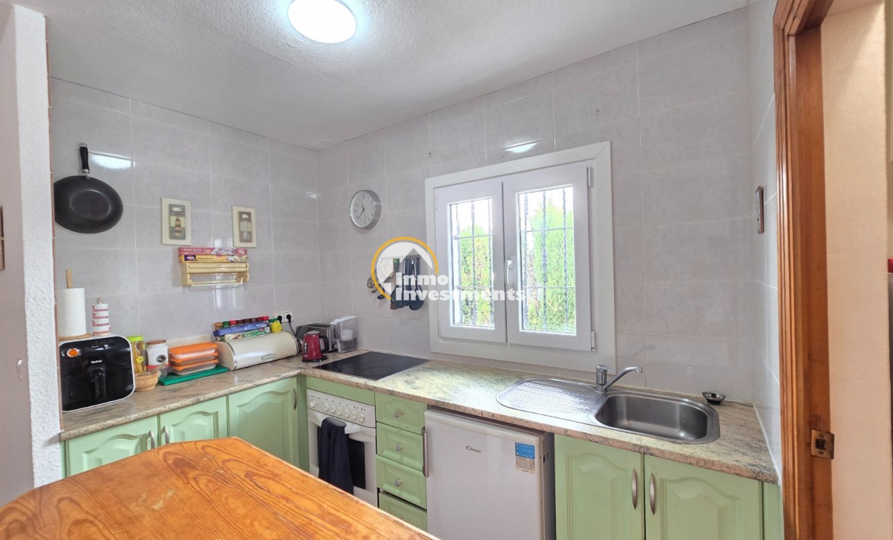 Resale - Townhouse * - Villamartin * - Los Dolses *