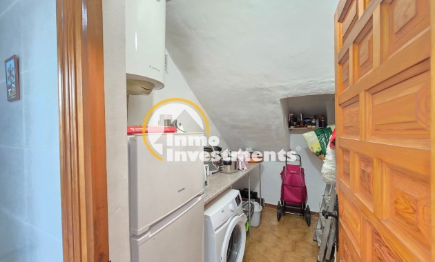 Resale - Townhouse * - Villamartin * - Los Dolses *