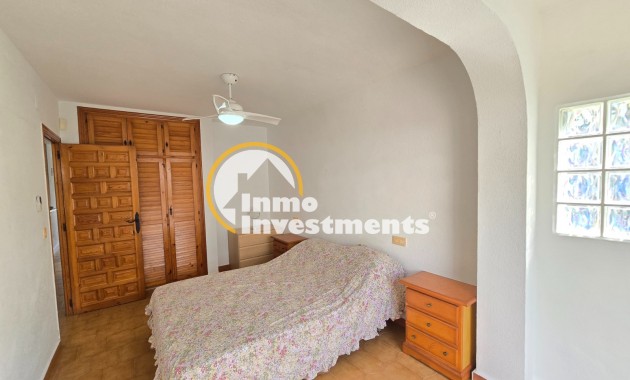 Resale - Townhouse * - Villamartin * - Los Dolses *
