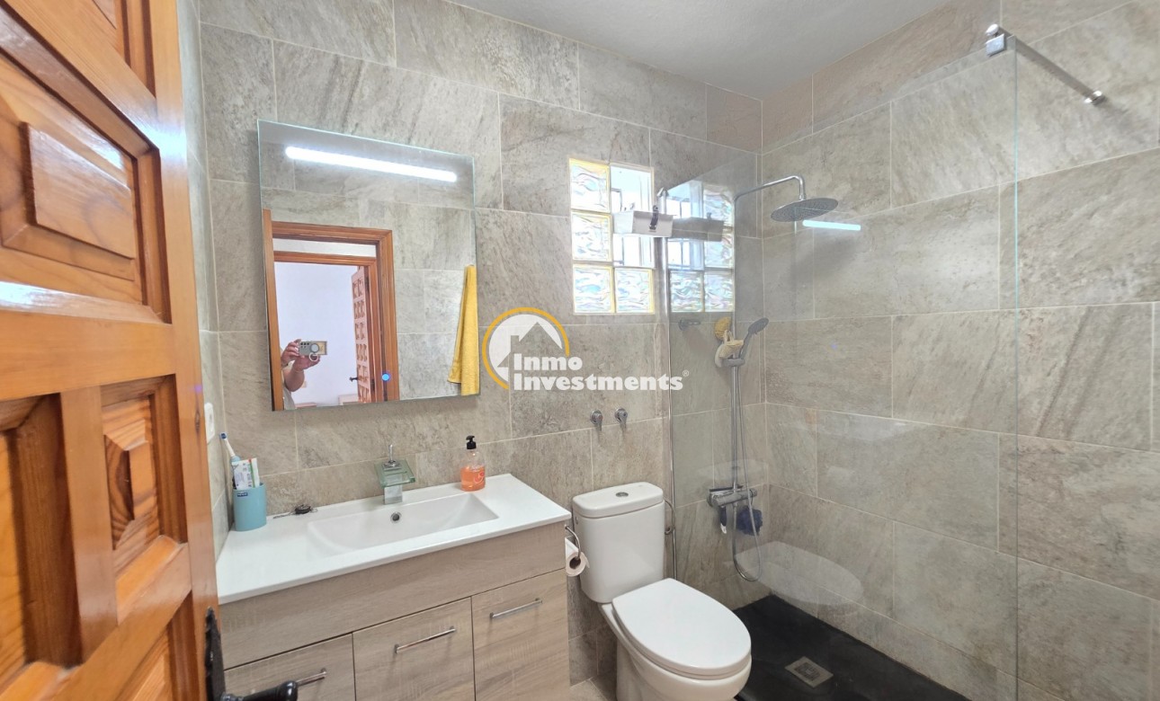 Resale - Townhouse * - Villamartin * - Los Dolses *