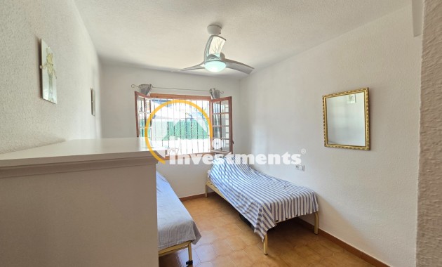 Resale - Townhouse * - Villamartin * - Los Dolses *