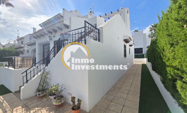 Resale - Townhouse * - Villamartin * - Los Dolses *