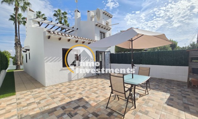 Resale - Townhouse * - Villamartin * - Los Dolses *