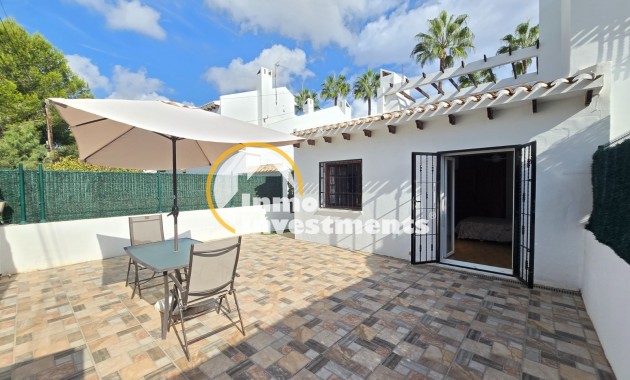 Resale - Townhouse * - Villamartin * - Los Dolses *