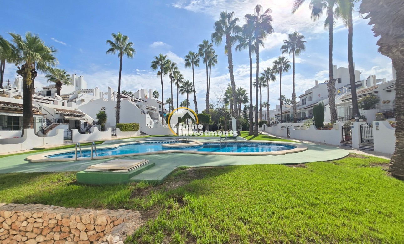 Resale - Townhouse * - Villamartin * - Los Dolses *