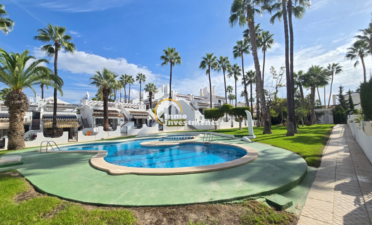 Resale - Townhouse * - Villamartin * - Los Dolses *