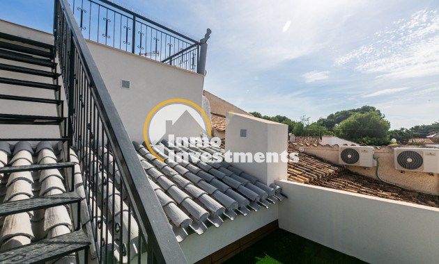 Bestaande bouw - Half vrijstaande villa - Torrevieja - Punta prima