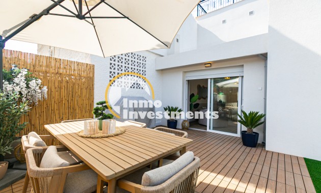 Bestaande bouw - Half vrijstaande villa - Torrevieja - Punta prima