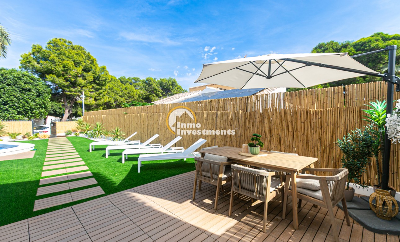 Bestaande bouw - Half vrijstaande villa - Torrevieja - Punta prima