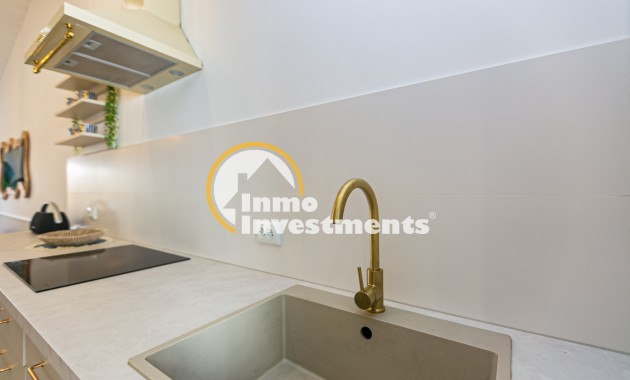 Bestaande bouw - Half vrijstaande villa - Torrevieja - Punta prima