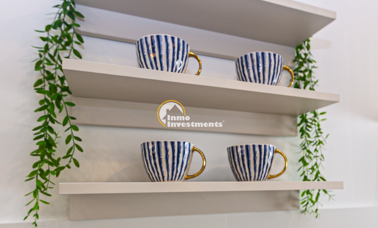 Bestaande bouw - Half vrijstaande villa - Torrevieja - Punta prima