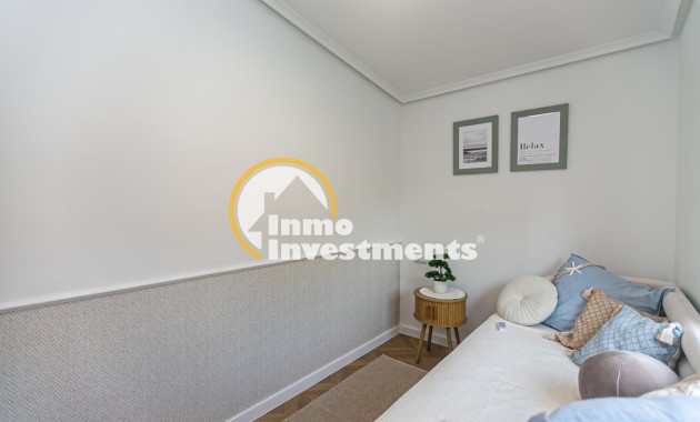 Bestaande bouw - Half vrijstaande villa - Torrevieja - Punta prima