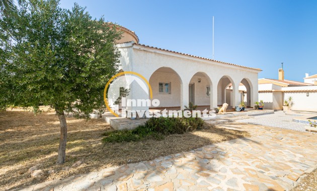 Resale - Villa - La Florida