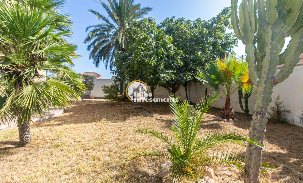 Resale - Villa - La Florida