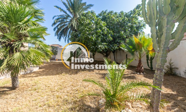 Resale - Villa - La Florida