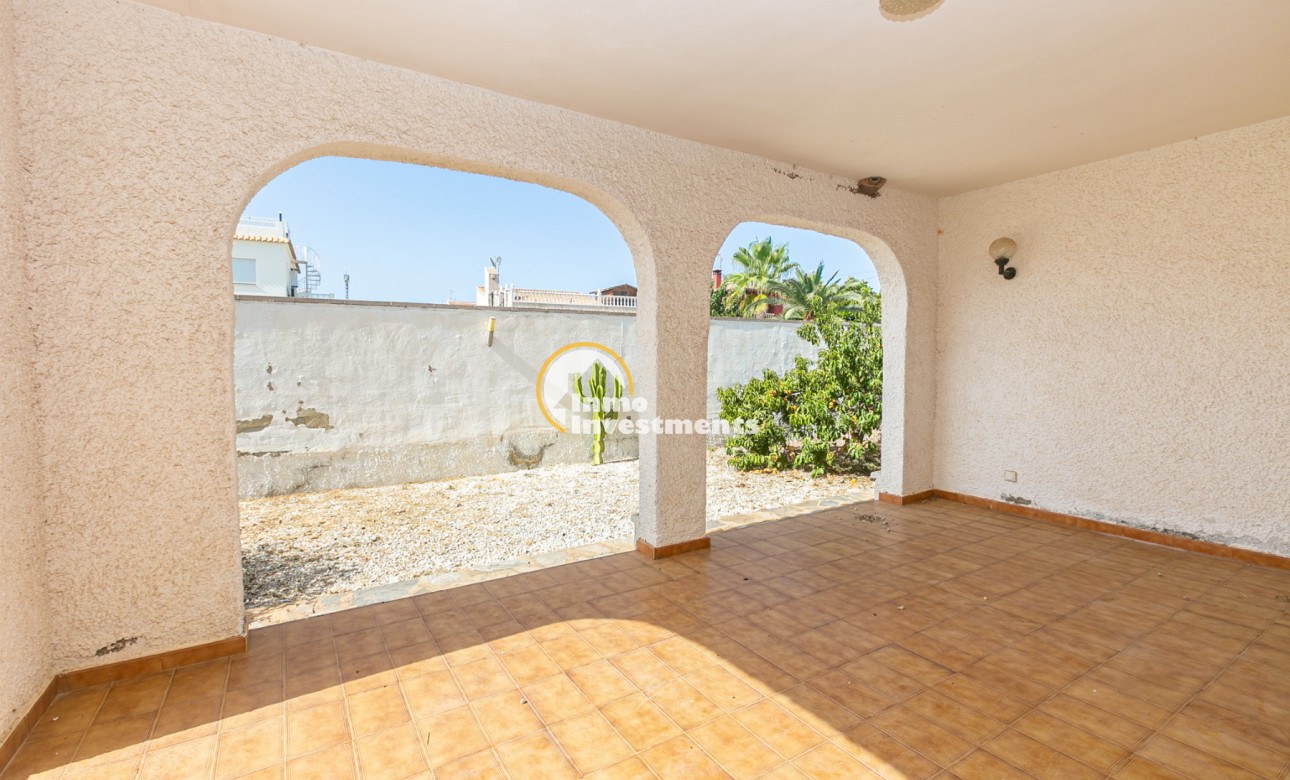 Resale - Villa - La Florida