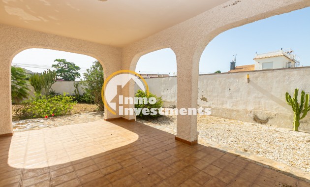 Resale - Villa - La Florida