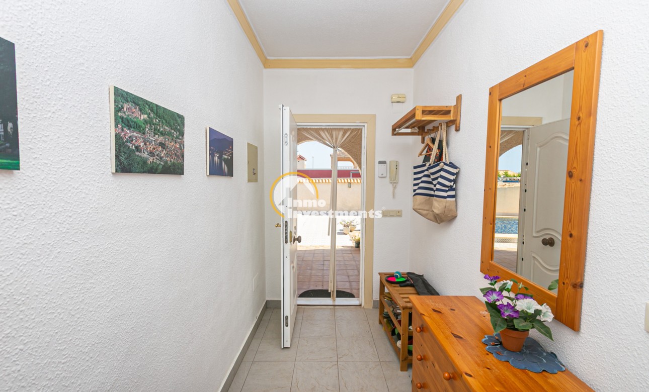 Resale - Villa - La Florida